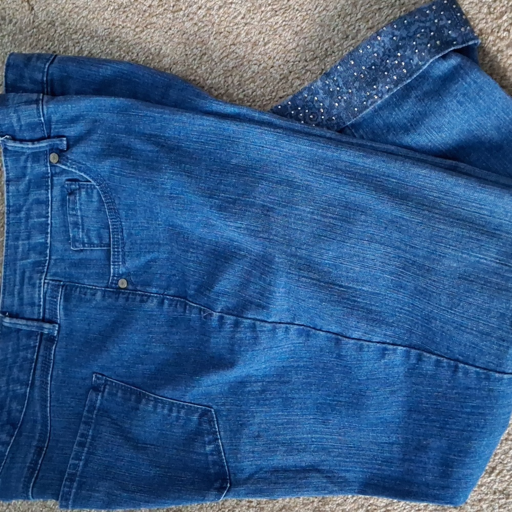Gloria Vanderbilt  capri